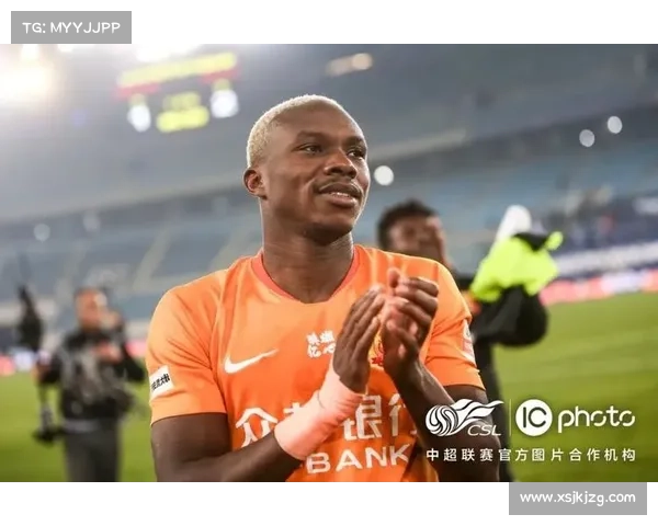 如何全面深入了解埃弗拉的职业生涯发展历程与辉煌成就